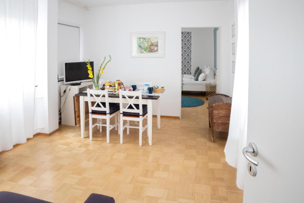 B&B My Place Mit Fruehstueckspaket - With Breakfastbox Frankfurt am Main Bagian luar foto